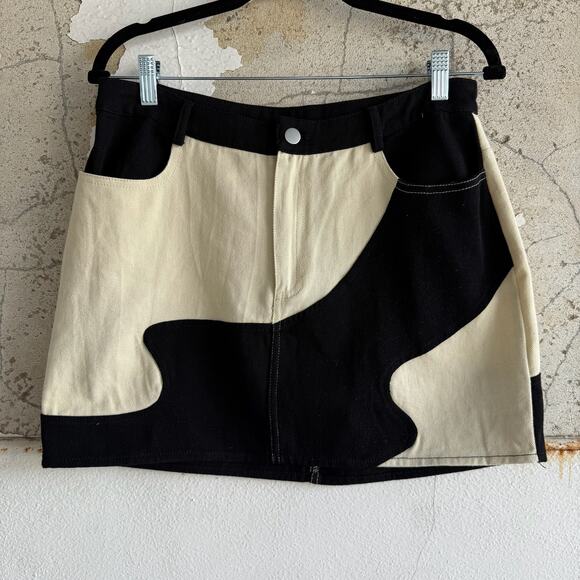 Le Lis Black & Cream Colorblock Mini SkirtAbstract DenimSize L